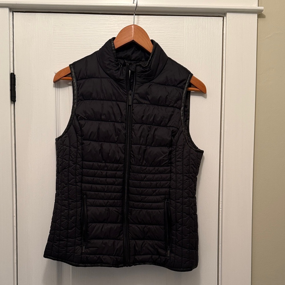 Marc New York Women's Black Puffer Vest